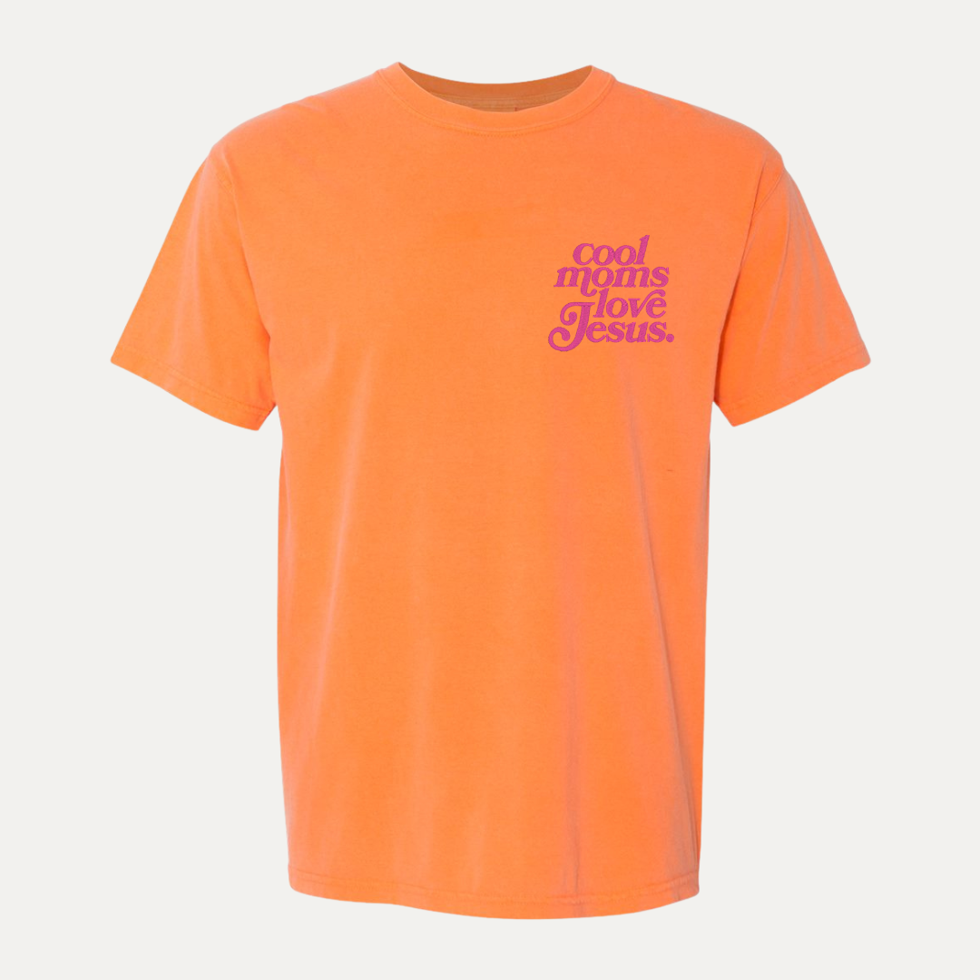 Pocket Cool Moms Love Jesus